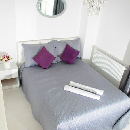White Luxury Apartment Sibiu Exterior foto